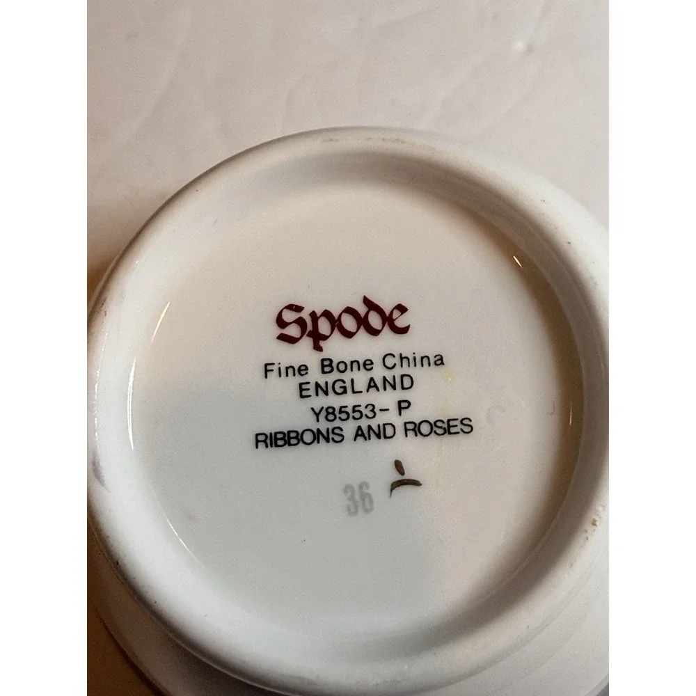 Spode Ribbons & Roses Y8553-P Bone China Teacup Saucer England Blue Gold